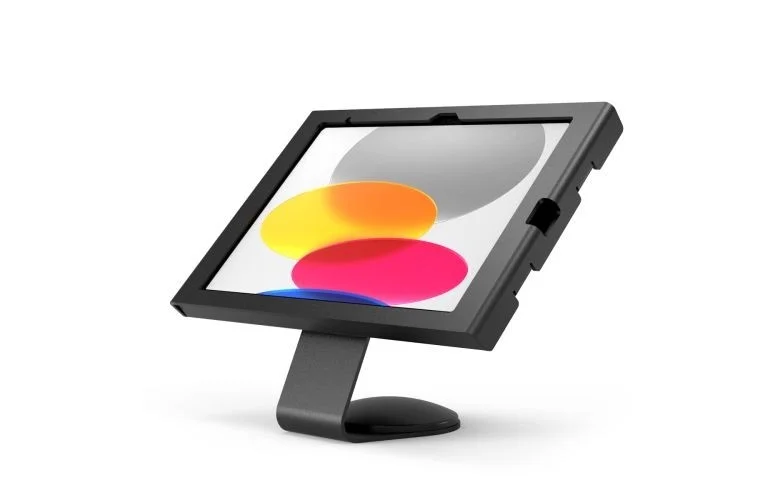 黒いスタンドに設置されたタブレット