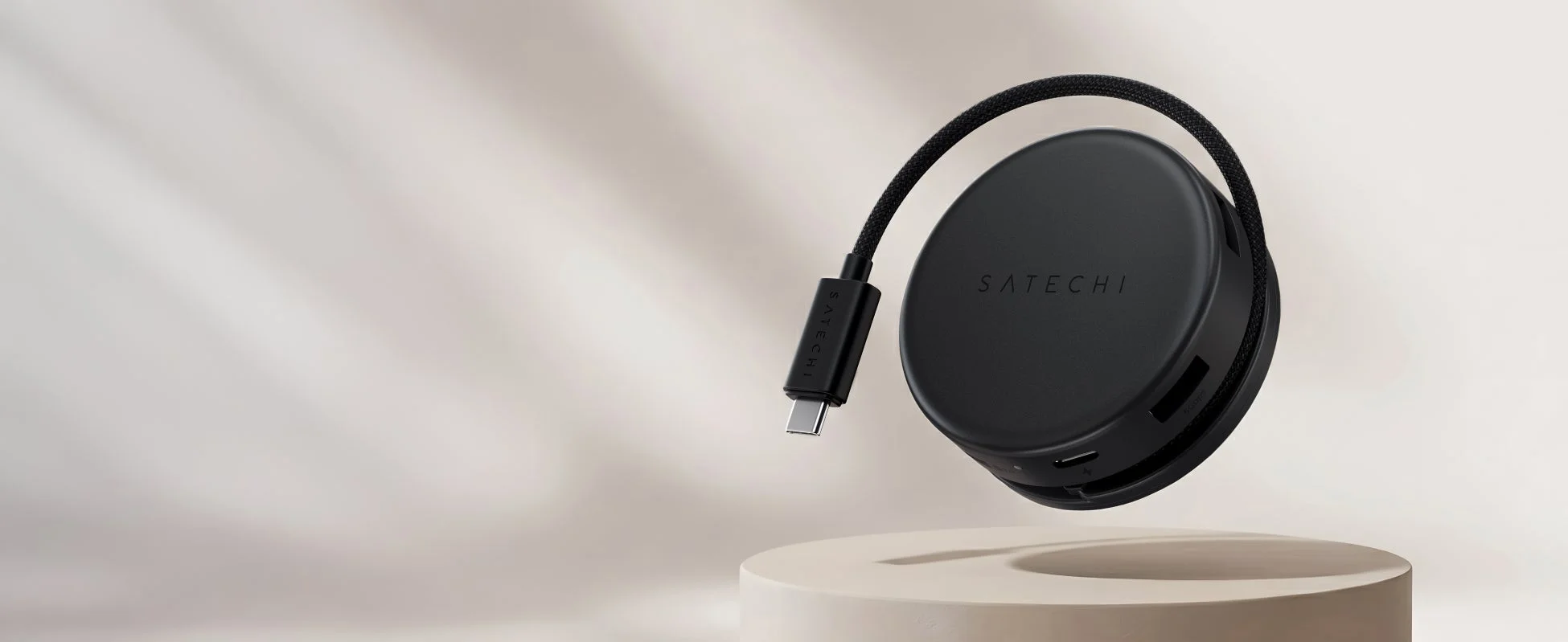 SATECHI USBハブの製品写真