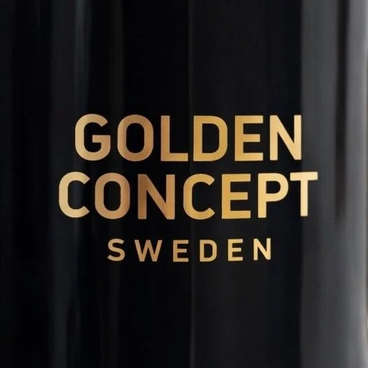 黒い背景に金色の文字で「GOLDEN CONCEPT SWEDEN」と書かれたブランドロゴの画像です。