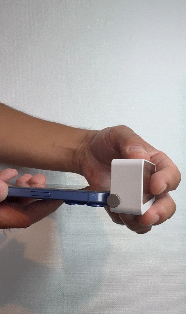 スマホ装着シーン