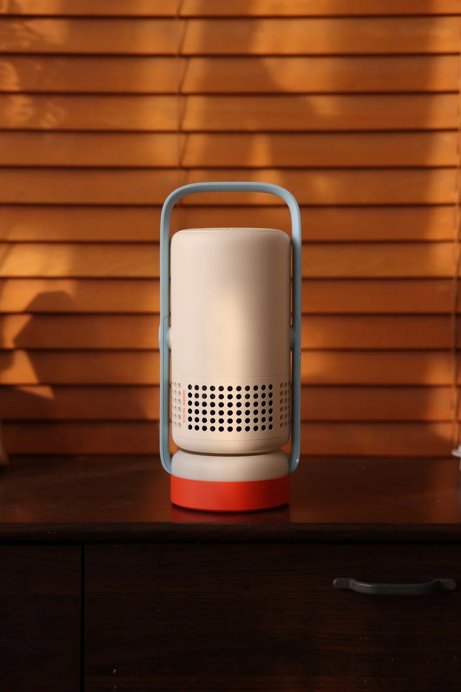 Soda BlueカラーのNova