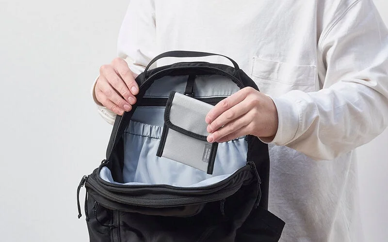 Mサイズをリュックに収納