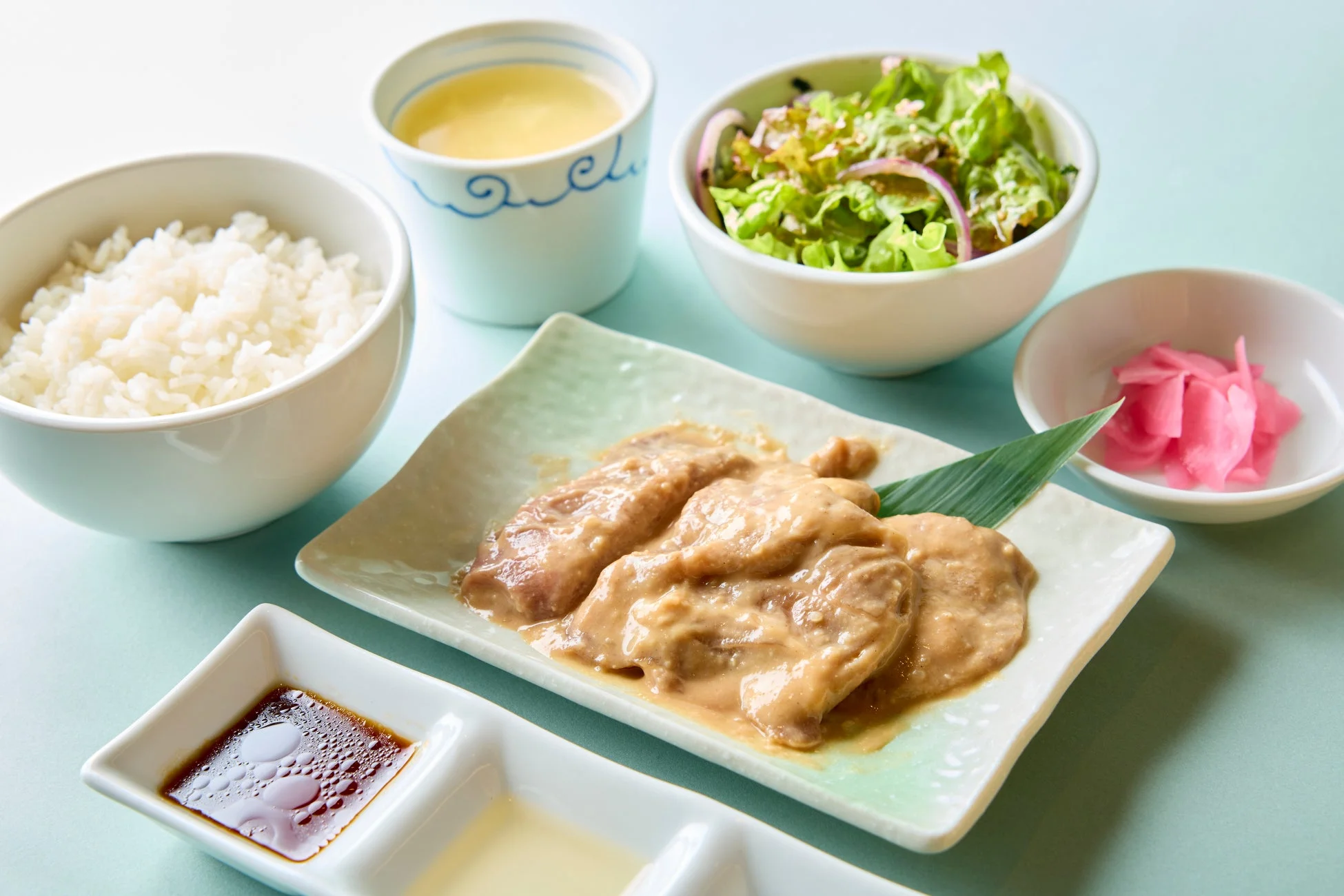 獺祭酒粕味噌漬け牛タン定食
