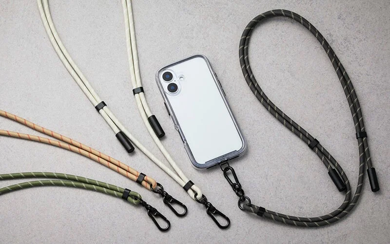 様々な色のショルダーストラップ