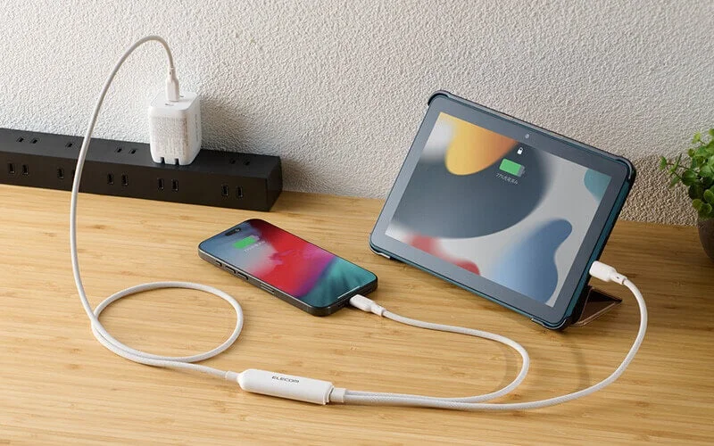スマートフォンとタブレットを同時充電