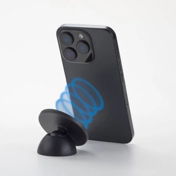 横置きスタンドのスマホ