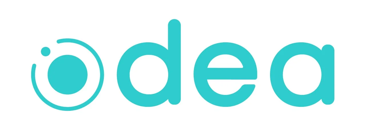 ターコイズブルーで「odea」と書かれたロゴマーク。最初の「o」は円と点と弧を組み合わせた特徴的なデザインになっています。