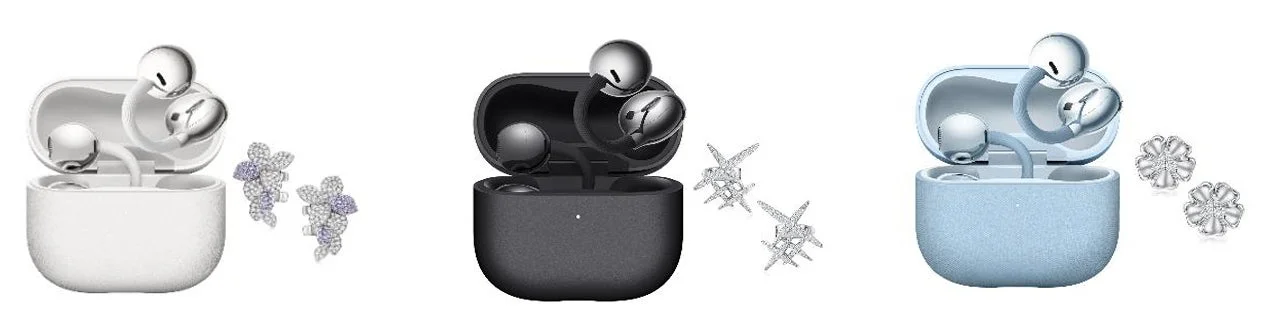 ワイヤレスイヤホンとキラキラしたイヤージュエリー