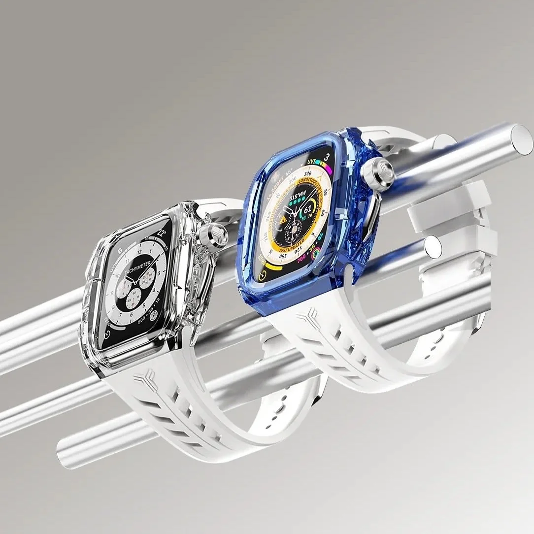 クリアケースと青ケース