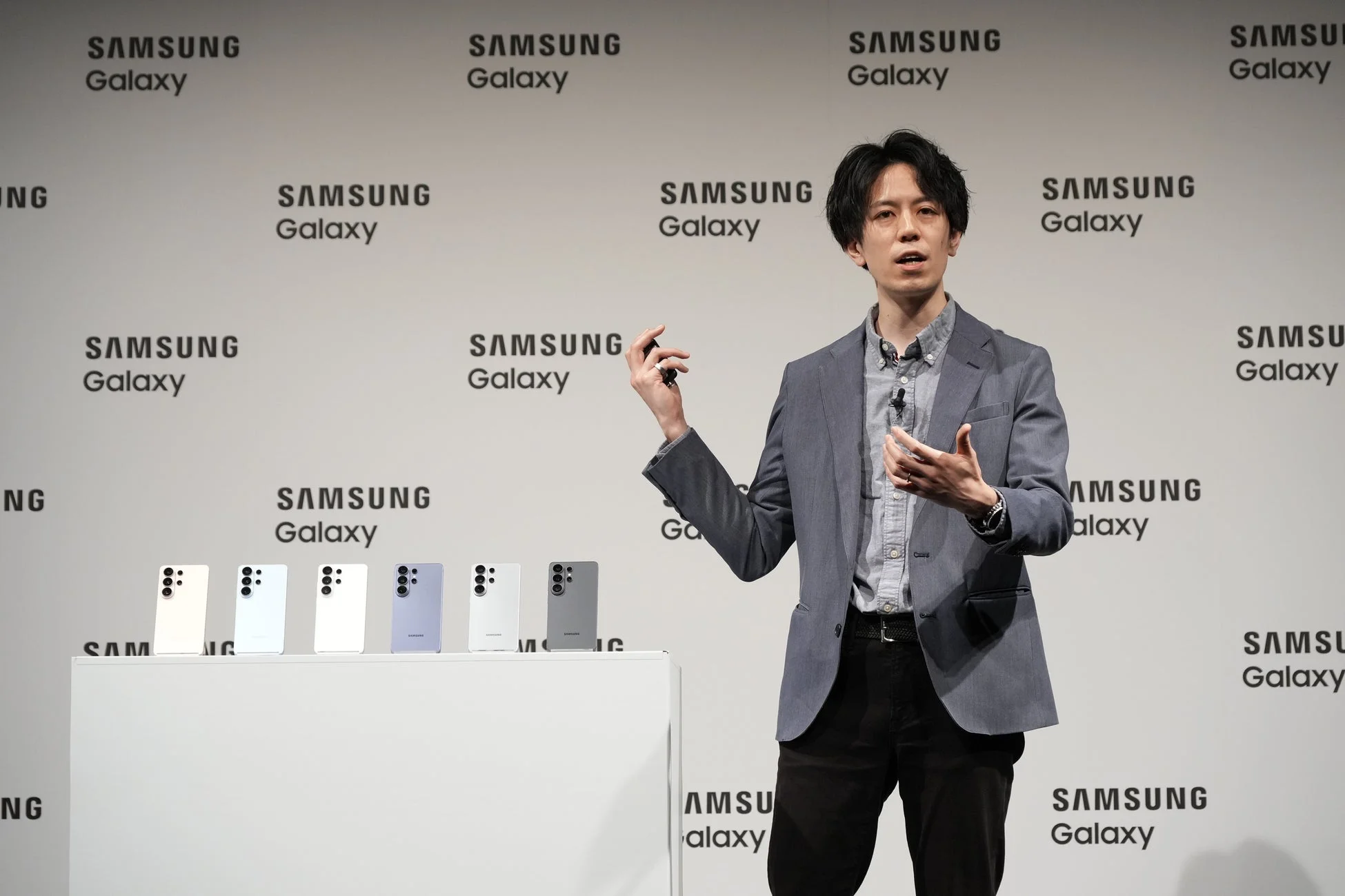 サムスン電子ジャパン プロダクト担当 久慈恭平氏のプレゼンテーション