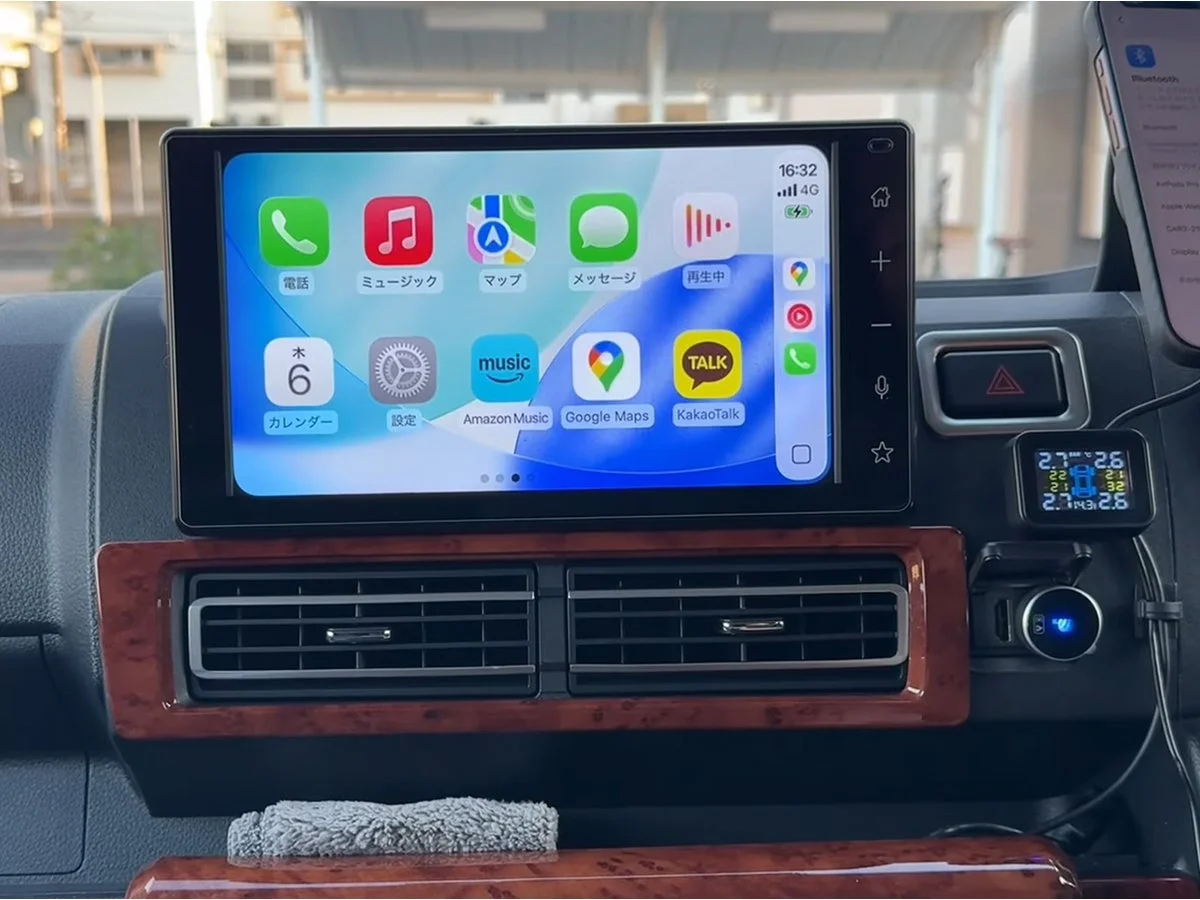 GetPairr Mini 2.0が車内ディスプレイでCarPlayを表示している様子