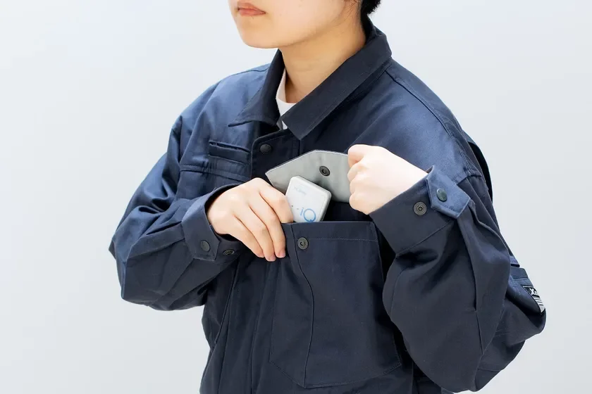 作業者はヒトタグを身につけるだけ