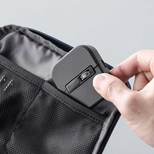 バッグに入れるマウス