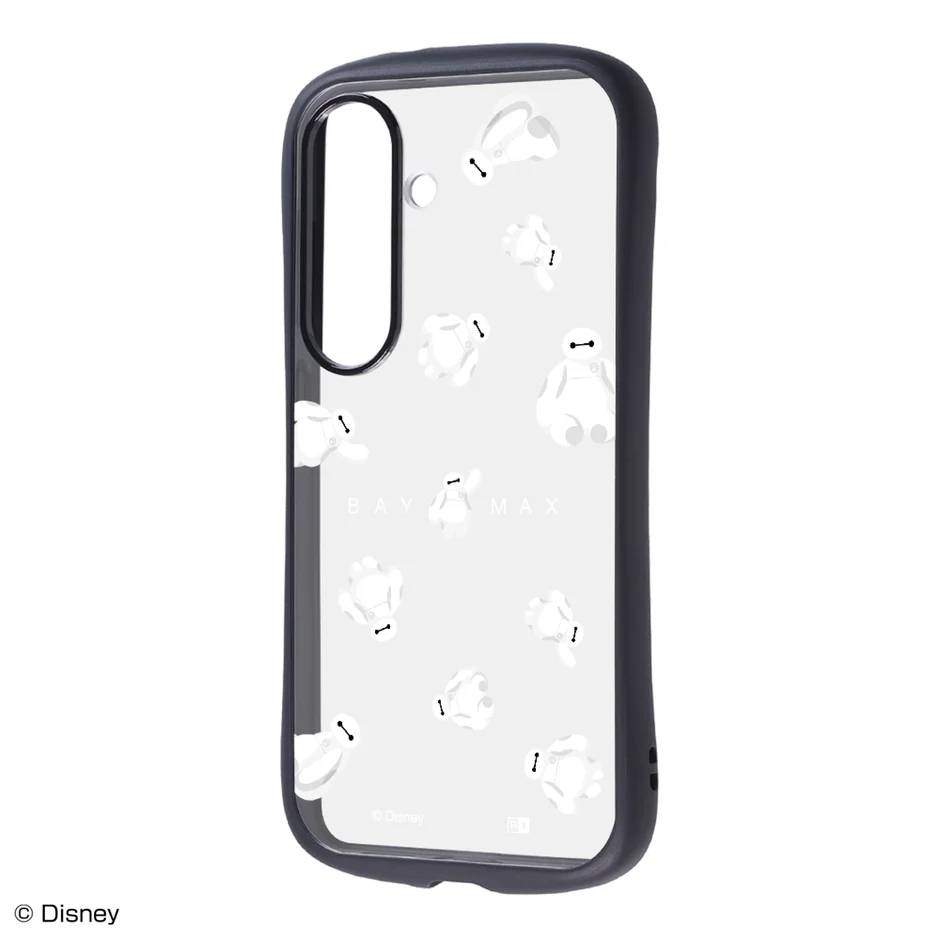 ディズニーキャラクターのベイマックスが複数デザインされた透明なスマートフォンケースです。