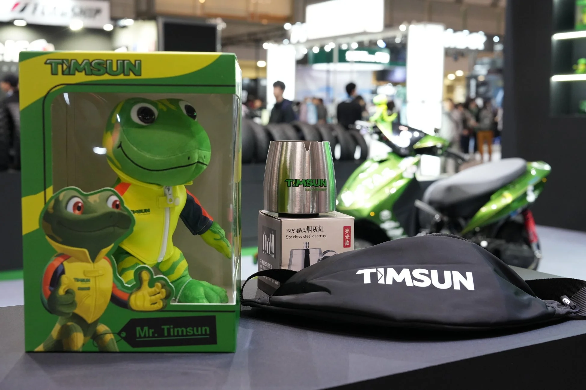 TIMSUNグッズの展示