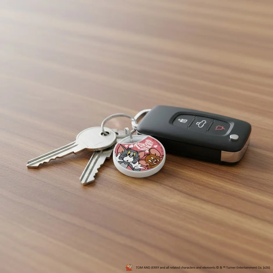 鍵につけられた紛失防止タグ