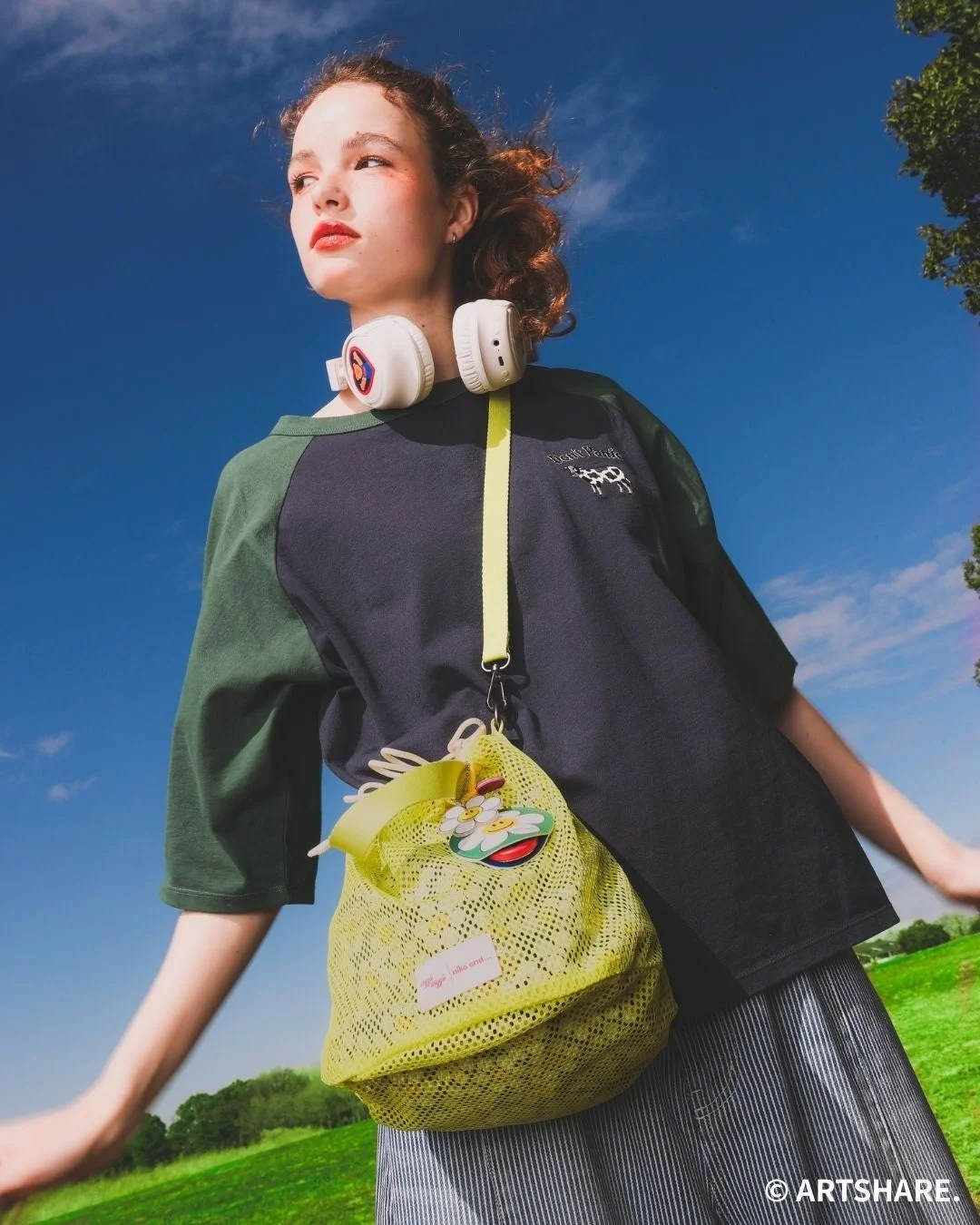 ラグランTシャツ、2WAYショルダーバッグ、ワイヤレスヘッドホン