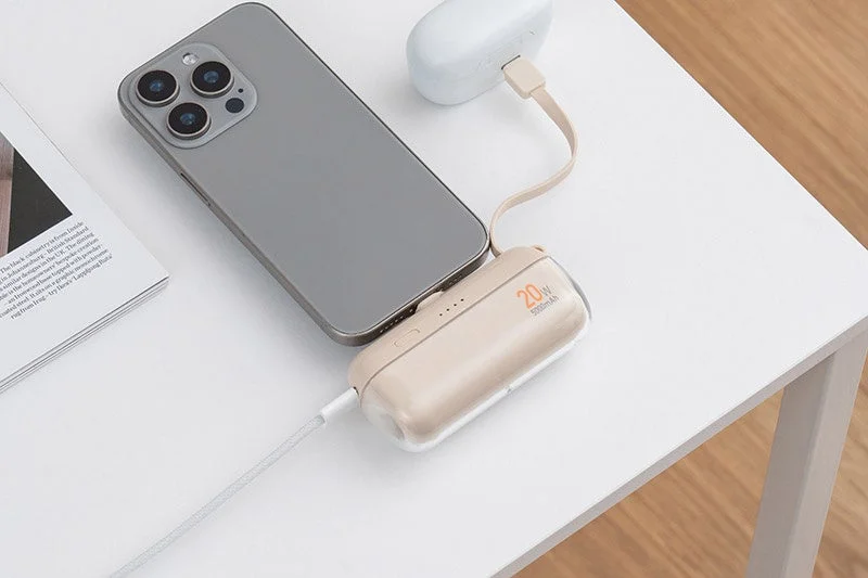 最大3台の同時充電が可能