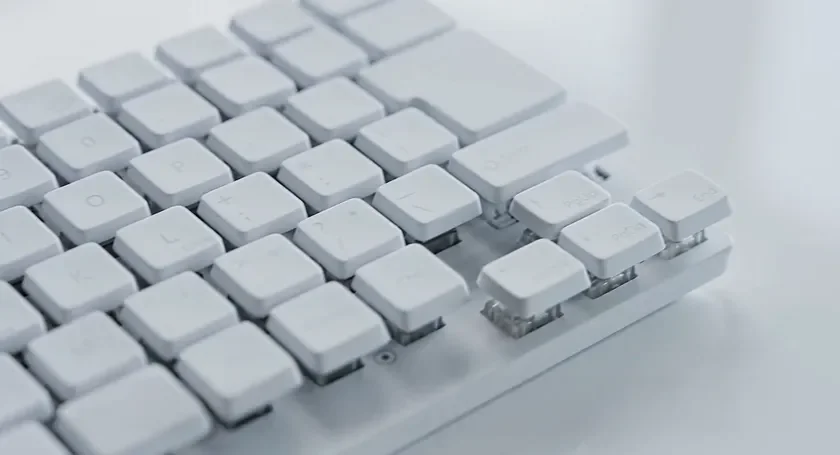 こだわりのキー配列&カーソルキー