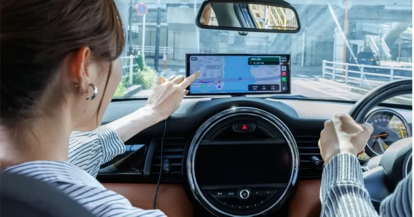 大画面で快適ドライブを楽しむ