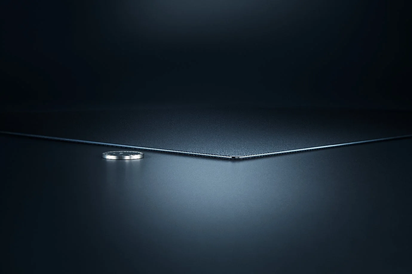 薄いシートとコイン