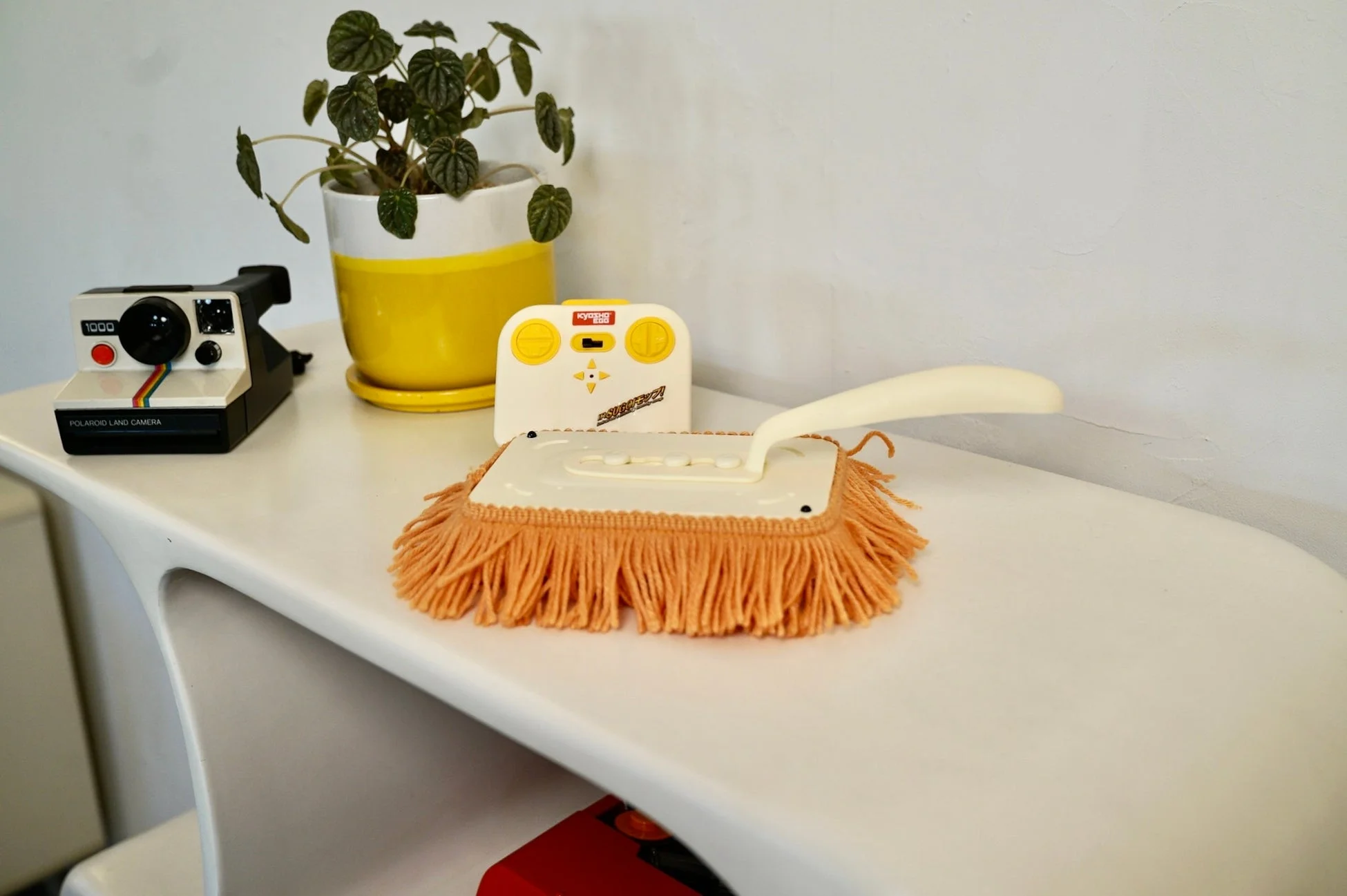 室内で走行している様子