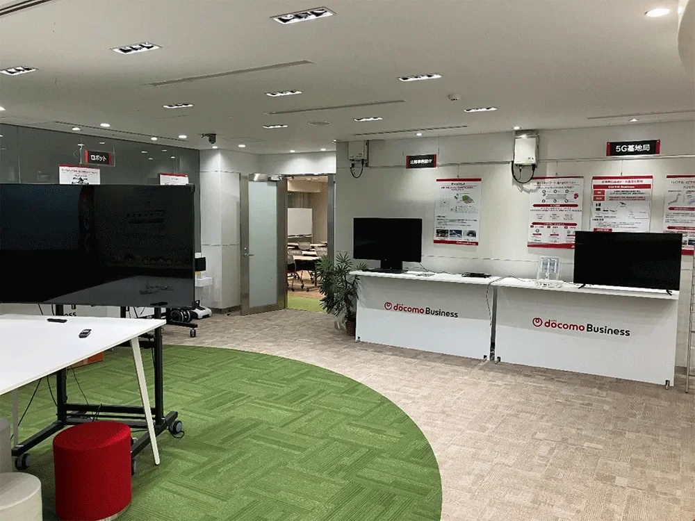 CROSS LAB Kanazawaの室内