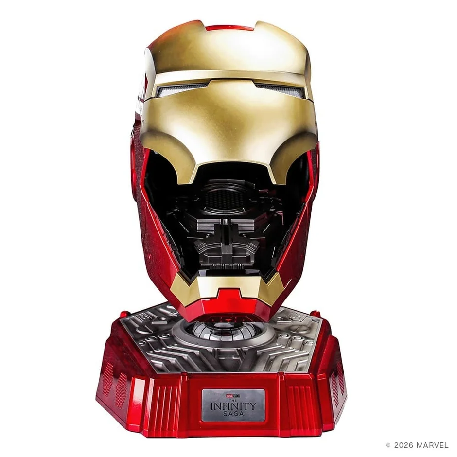 アイアンマン ヘルメットとベース