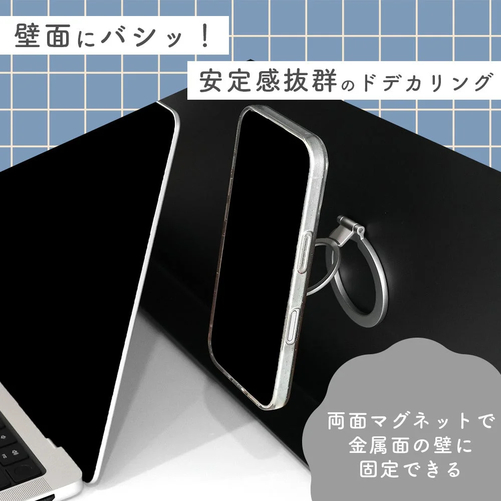 壁面に固定されたスマートフォン