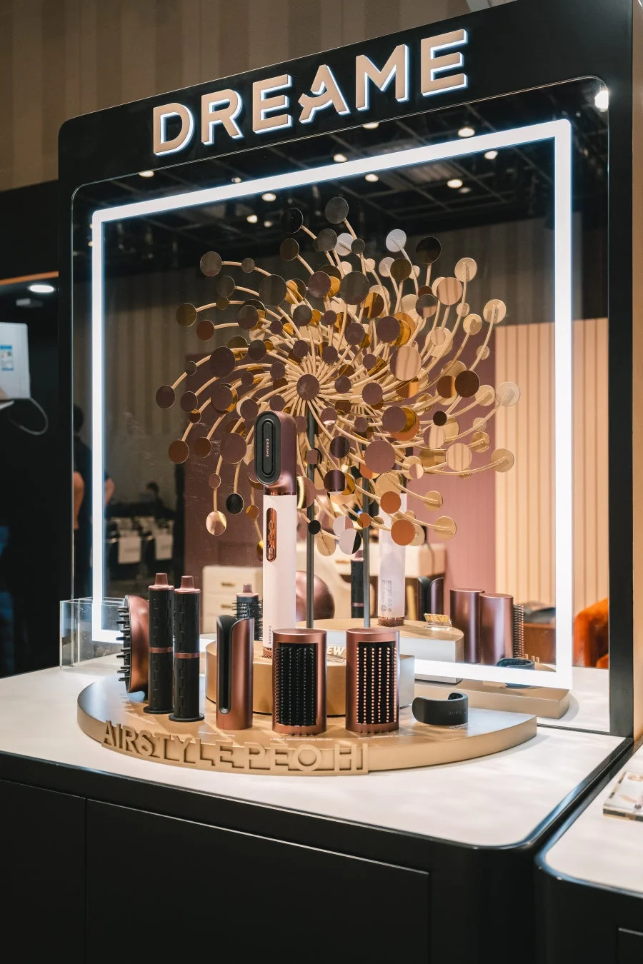 ヘアケア製品の展示