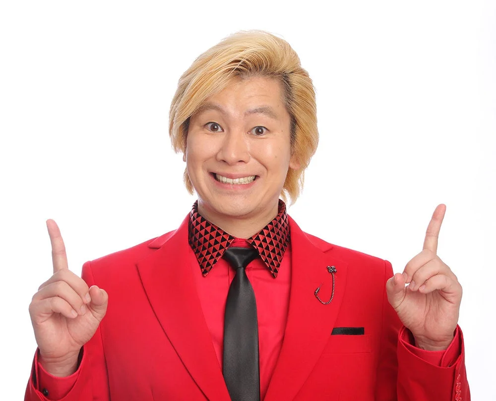 カズレーザーさんのポートレート